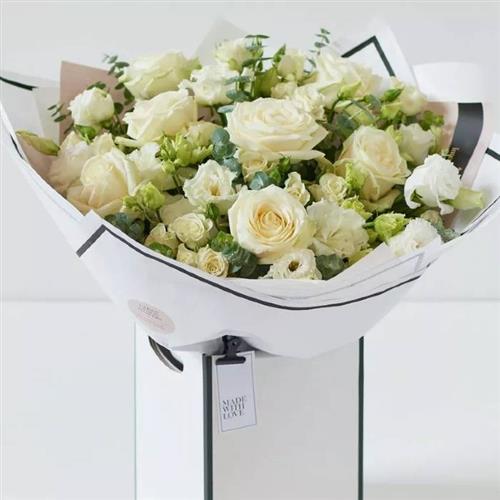 Simply Luxury White Flower Bouquet