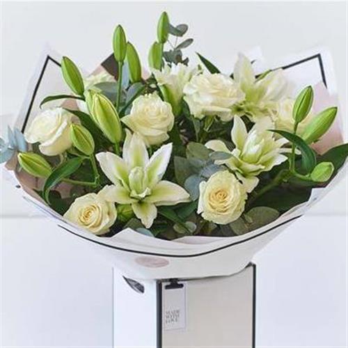 Simply Luxury White Rose &amp; Lily 