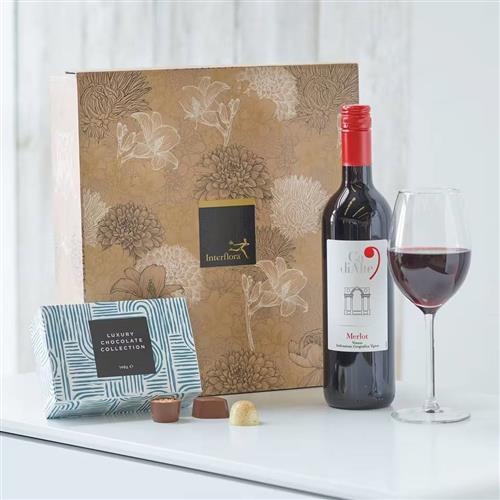 Red Wine &amp; Chocolates Gift Set