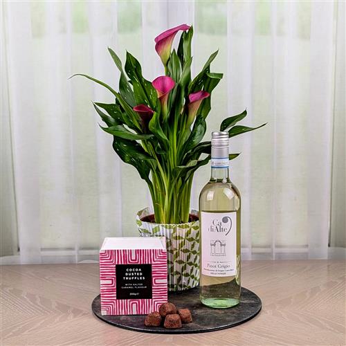 A Calla Plant Wine &amp; Chocs