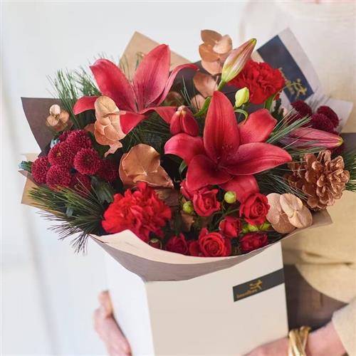 Classic Christmas Bouquet