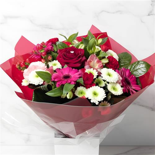 A Diamonte Valentine Gift Box