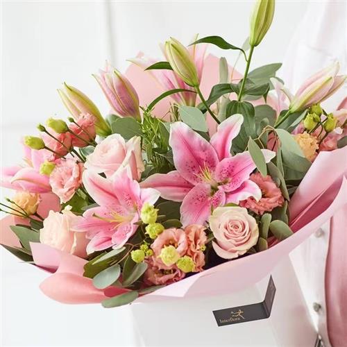 Pretty Pink Rose and Lily BQ