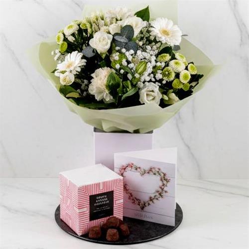 A White Ice BQ  Chocs &amp; Card