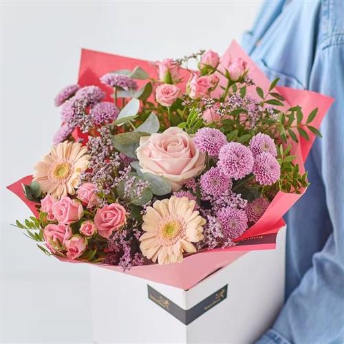 Pastel Lily Free Bouquet